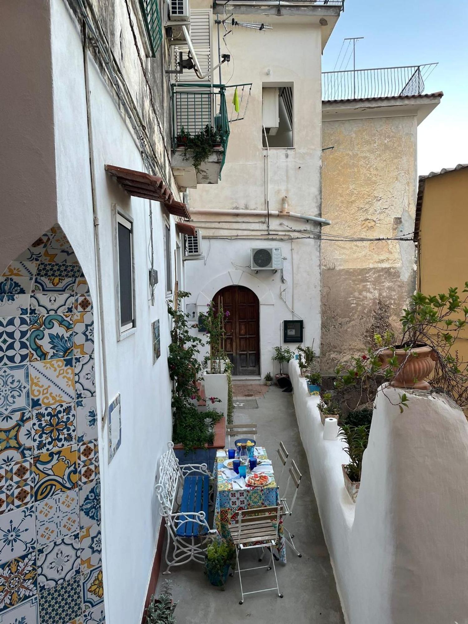 Casa Vacanza Le Tre Sorelle Vietri 외부 사진